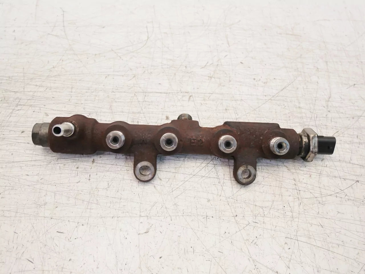 Tubo de raíl Citroen Peugeot 1.5 BlueHDI HDI YHY DV5RD YH01 9821399680