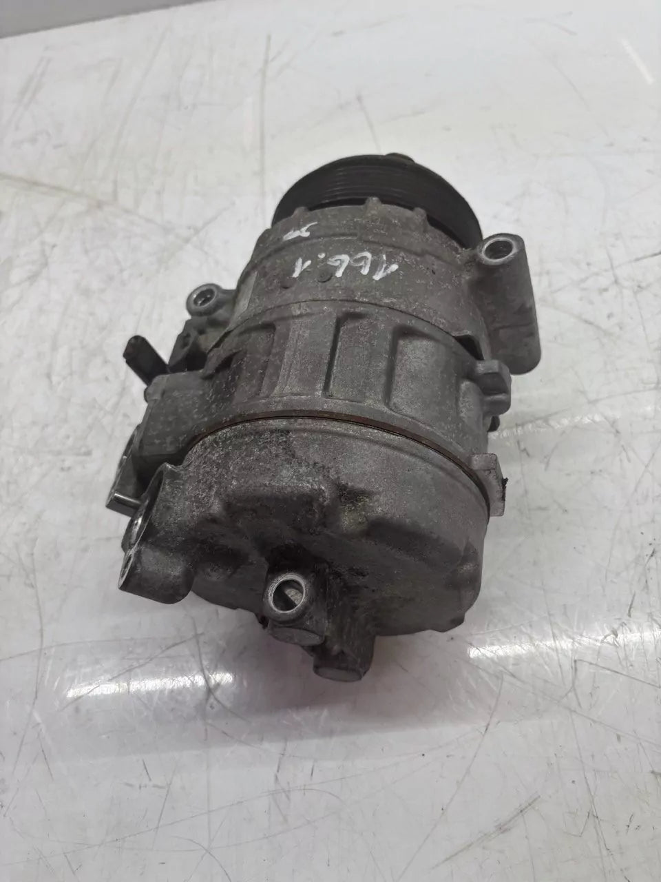 Compresor de aire acondicionado BMW Serie 5 F07 F10 F11 3.0 d 530d N57D30A N57 6987890