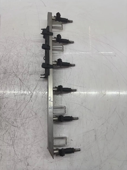 Rampa inyectora BMW Z4 E89 3.0 sDrive30 i N52B30A N52 7542541