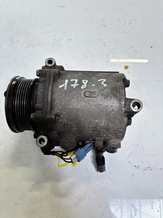 Compresor de aire acondicionado Mitsubishi Outlander II 2.2 DI-D 4WD 4HN 7813A091