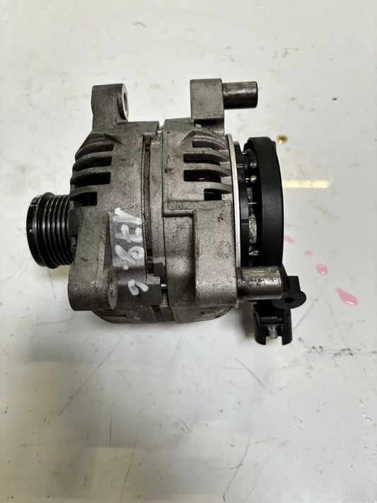 Alternador Mitsubishi Outlander II 2.2 DI-D 4WD 4HN 1800A138