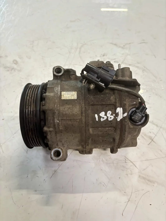 Compresor de aire acondicionado Jaguar XF I X250 4.2 V8 SV82G 8X23-19D629-CA