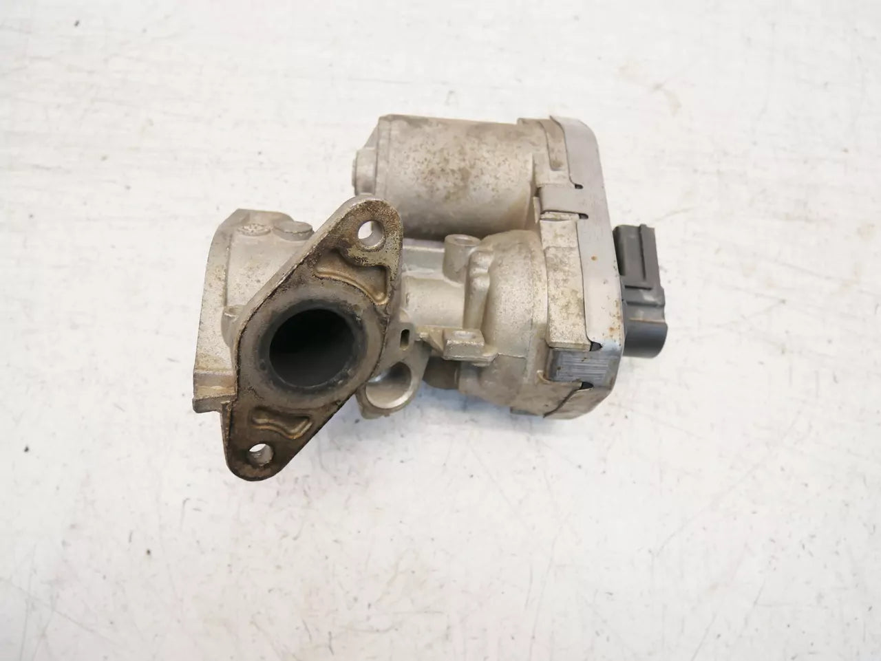 Válvula EGR Land Rover 2.4 TD4 4x4 224DT PUMA 8C1Q-9D475-BA