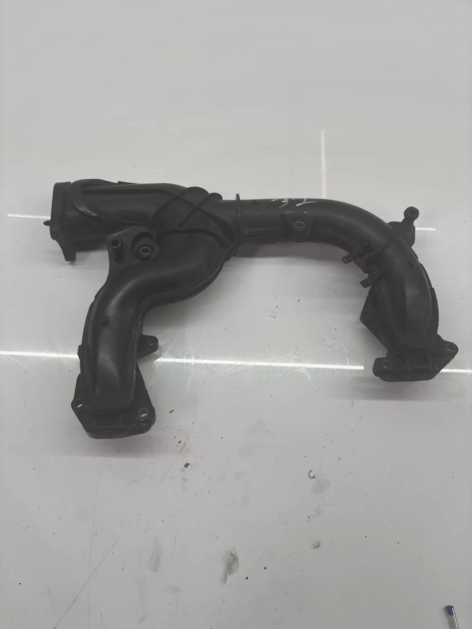 Tubo de presión de sobrealimentación Audi Volkswagen A6 C6 Phaeton 3.0 TDI BMK 059145762B