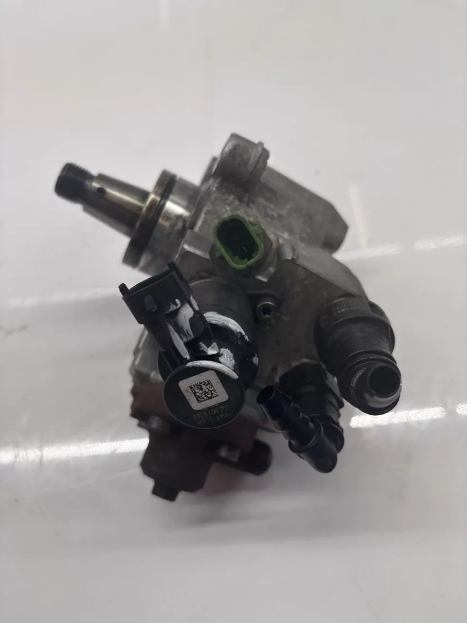 Bomba de alta presión Jaguar E-Pace 2.0 D180 204DTD AJ20D4 AJ813367 G4D3-9B395-AB