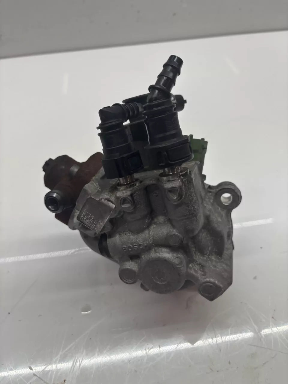 Bomba de alta presión Jaguar E-Pace 2.0 D180 204DTD AJ20D4 AJ813367 G4D3-9B395-AB