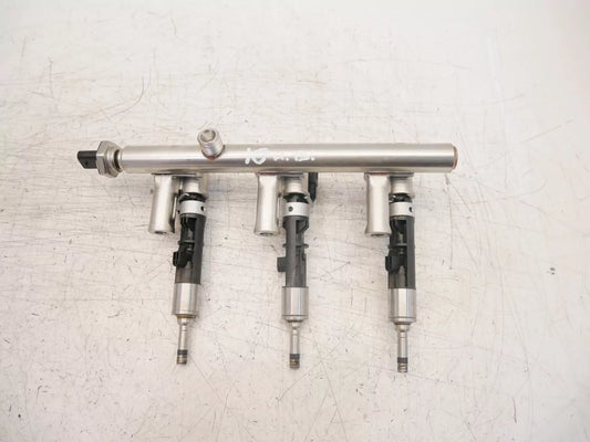 Carril del inyector Opel Corsa P2J0 1.2 F12XHL EB2ADTD HN05 9830132980