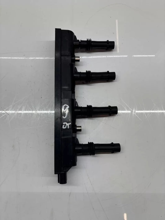 Bobina de encendido Opel Corsa D 1.2 gasolina A12XER LDC 55579072