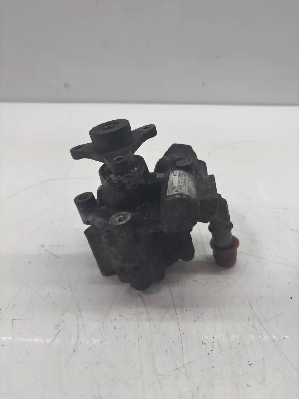 Bomba de alta presión Renault Trafic II 2.0 dCi M9R786 8200950493