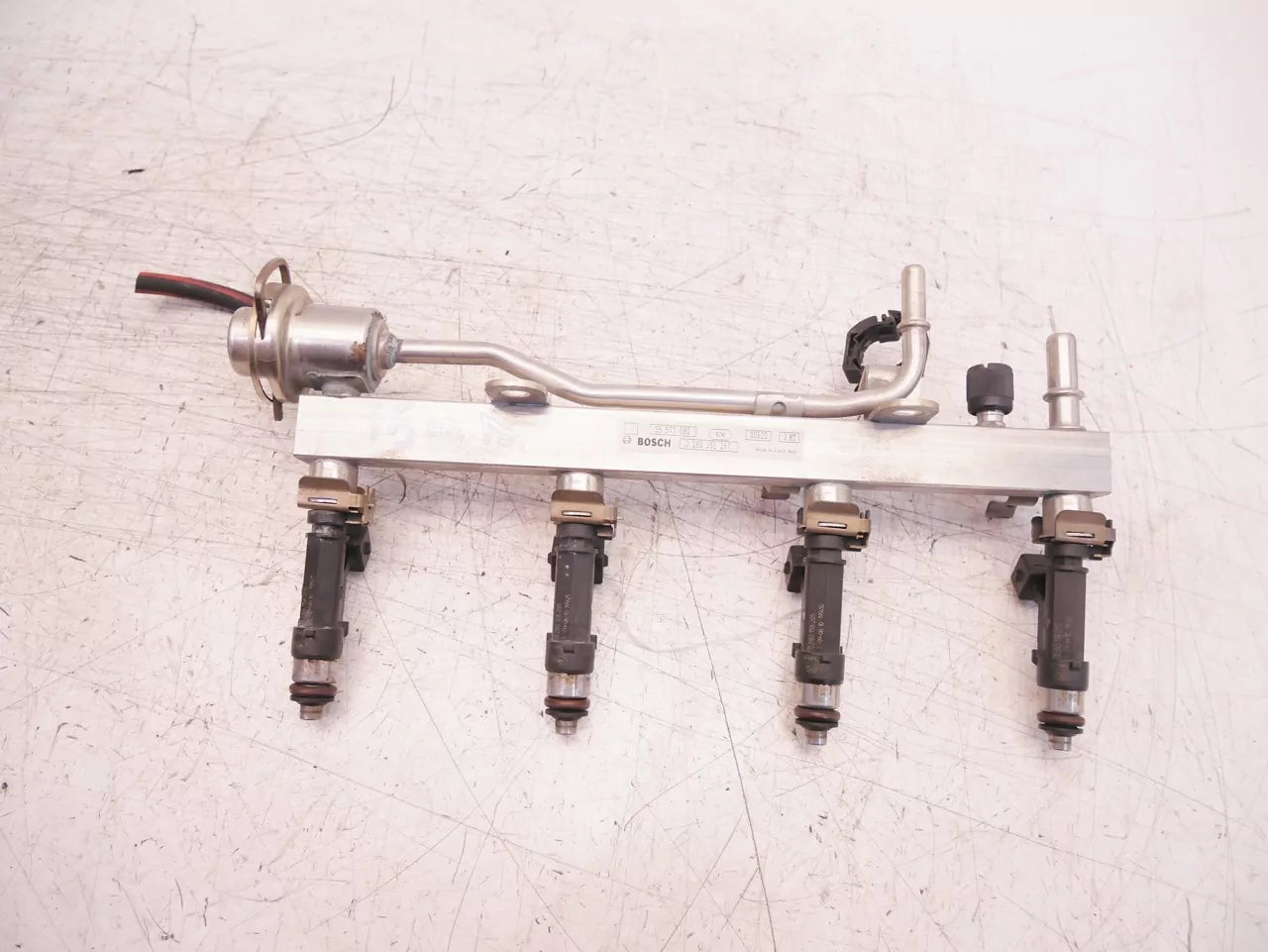 Riel de inyectores Chevrolet Opel Astra 1.4 A14NET B14NET 55577580