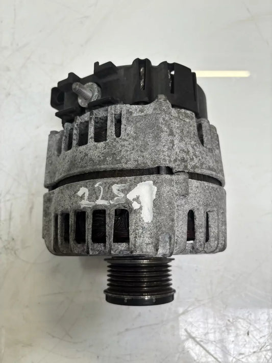 Alternador BMW Serie 3 F30 F31 F34 3.0 d 33d xDrive N57D30A N57 8570675