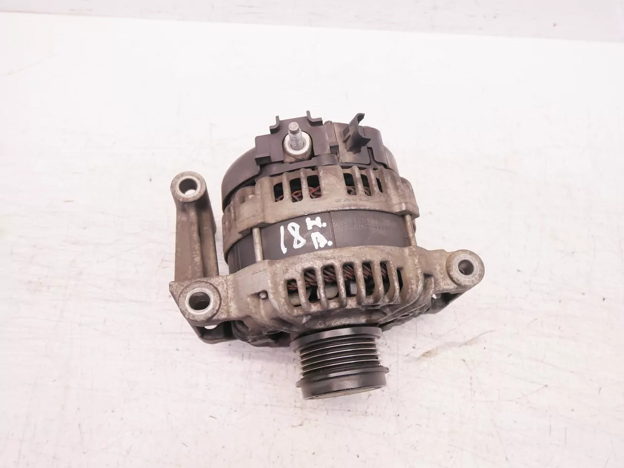Alternador Opel 1.4 Turbo T LE2 B14XFT 0126312102