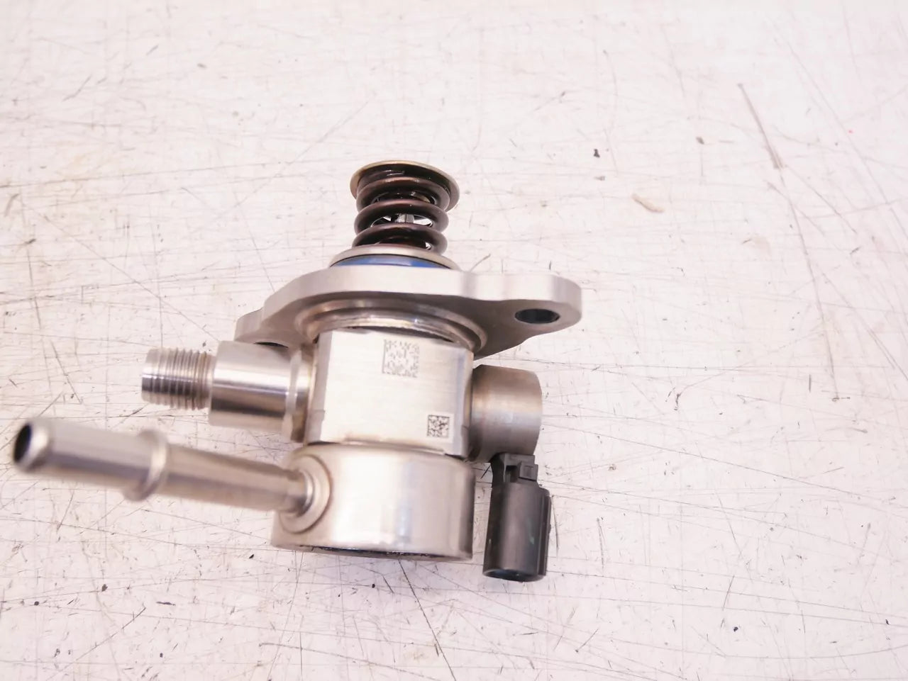 Bomba de combustible Opel Astra Mokka 1.4 Turbo T LE2 B14XFT 12673450