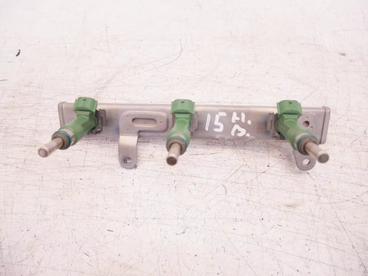 Carril del inyector Dacia Sandero Duster 1.0 TCE H4D470 H4D 175204021R
