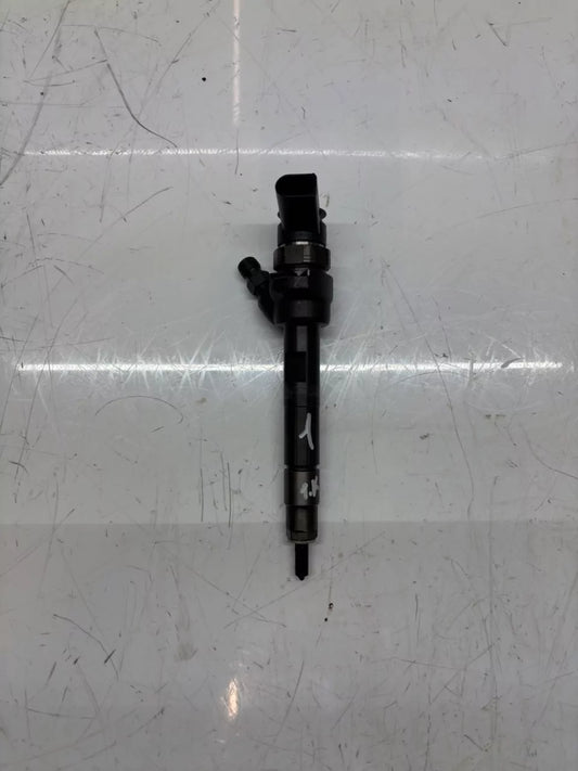 Inyector boquilla de inyección BMW Serie 1 F20 F21 2.0 118d d N47D20C N47 7798446