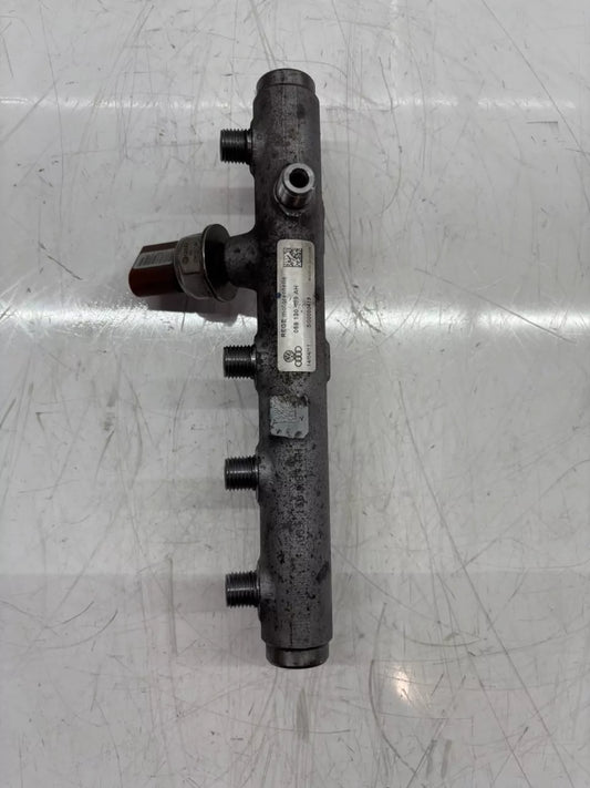 Tubo de raíl Audi A6 C6 4F 3.0 TDI V6 CDYA CDY 059130789AH