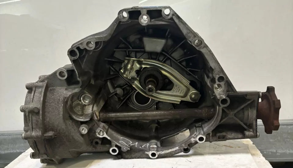 Caja de cambios manual Audi A4 B8 A6 C6 4F 2.0 TDI CAGB CAG LLM 6 velocidades 0B1300027L