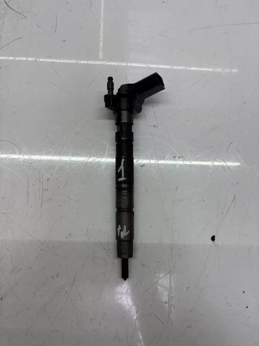 Inyector Volkswagen Golf Passat 2.0 TDI CBDC CBD 03L130277