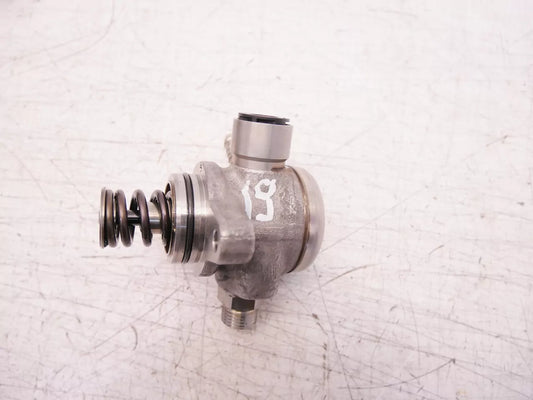 Bomba de combustible defectuosa Audi Seat A1 Ibiza 1.0 TSI DKRF 04E127027N