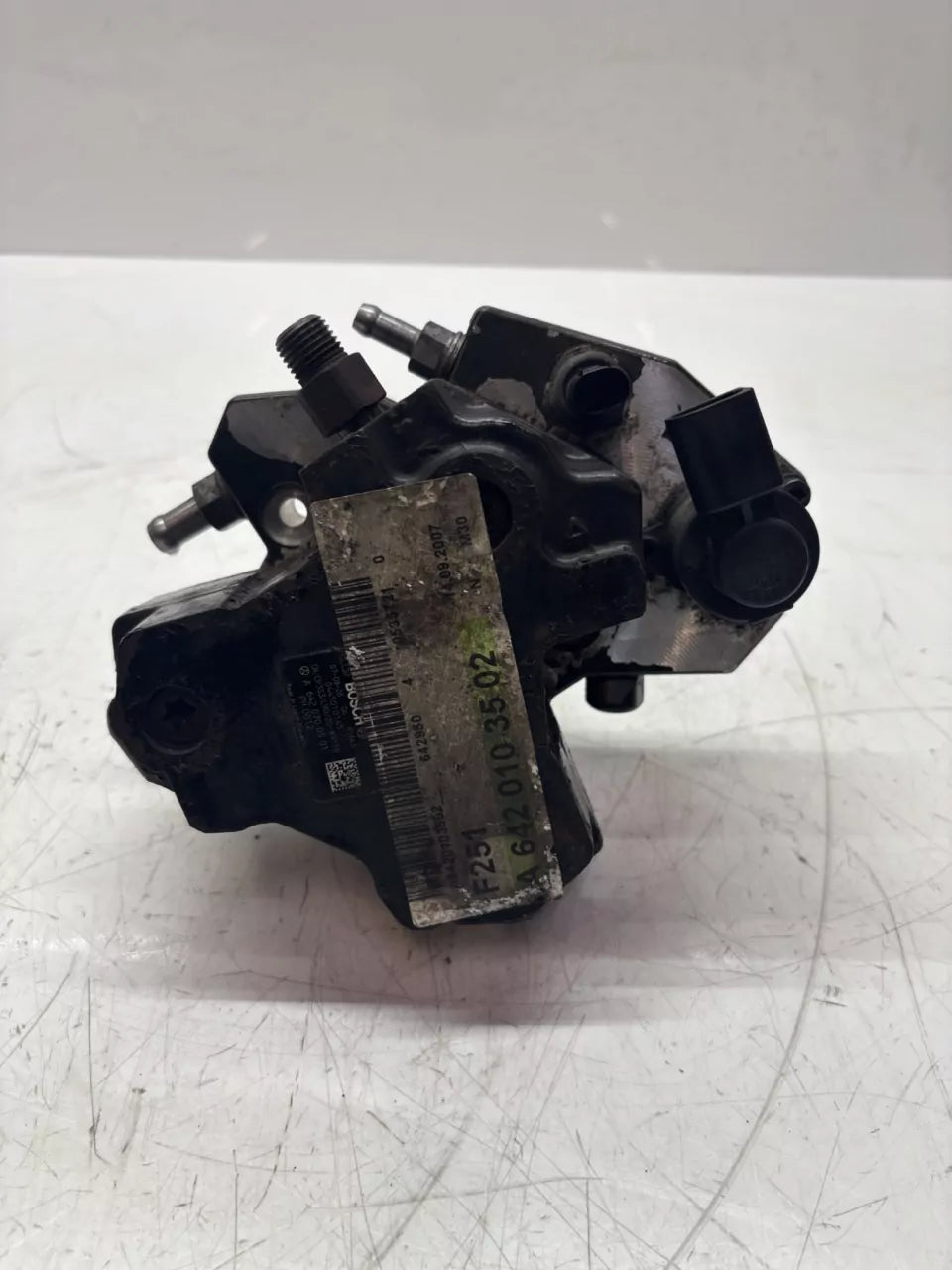 Bomba de alta presión Mercedes-Benz Clase R W251 3.0 CDI OM642.950 642.950 A6420700401