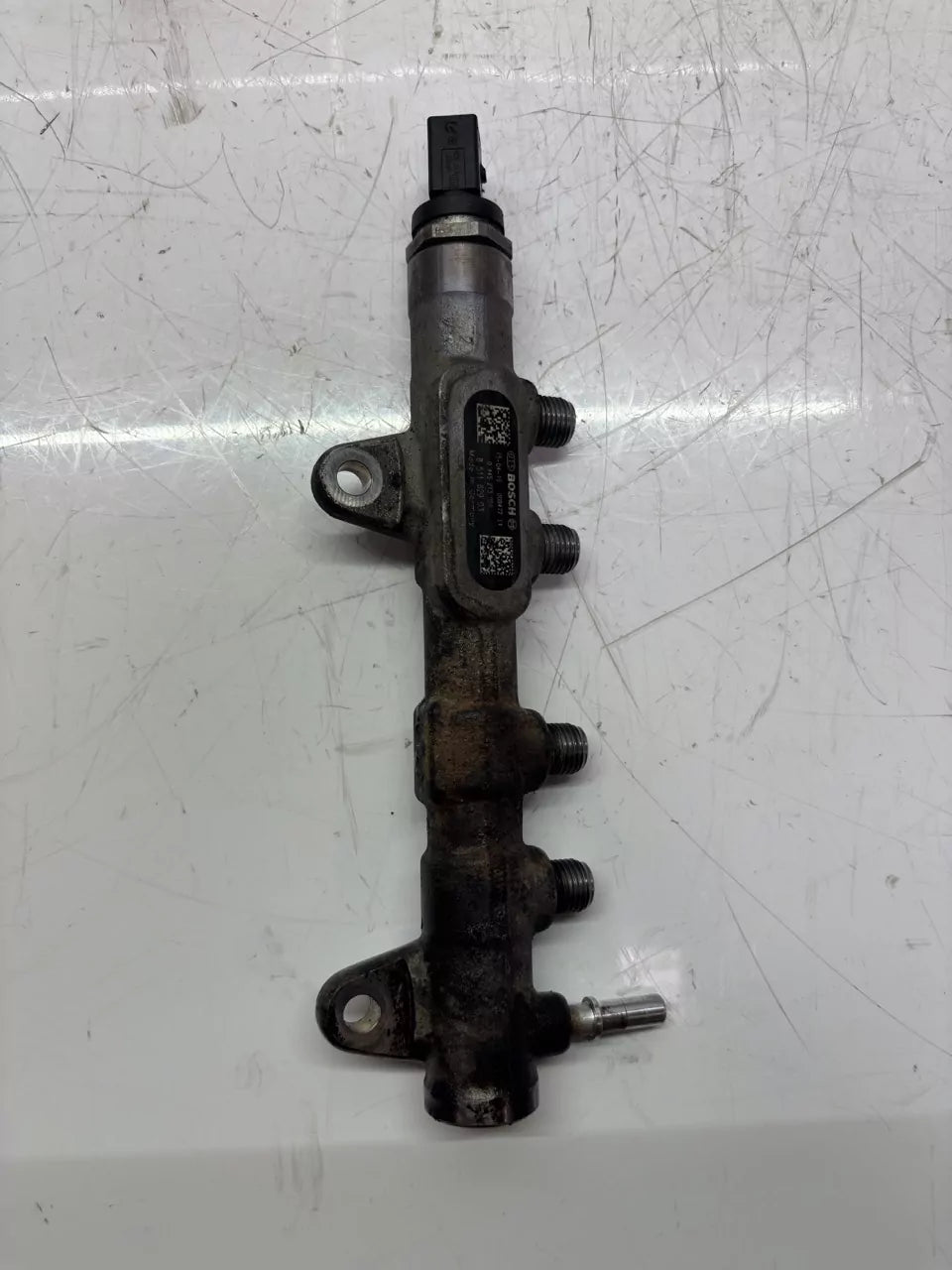 Tubo de raíl BMW Serie 1 F20 F21 1.5 d 116d B37D15A B37 8511629