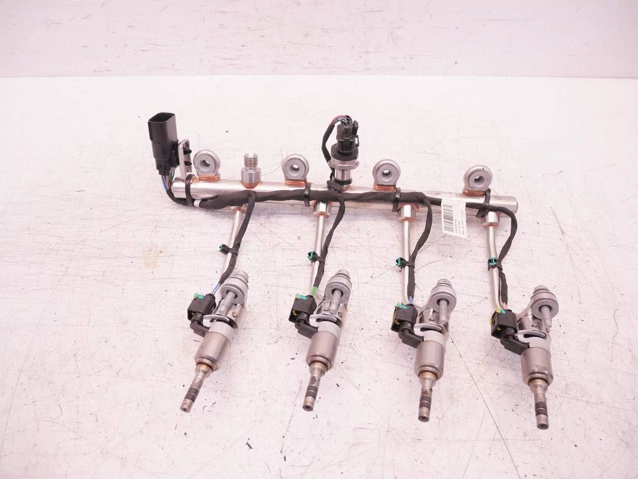 Rampa inyectora Defectuoso MG HS AS23 1.5 T Hybrid 15E6E 15E4E 10764091