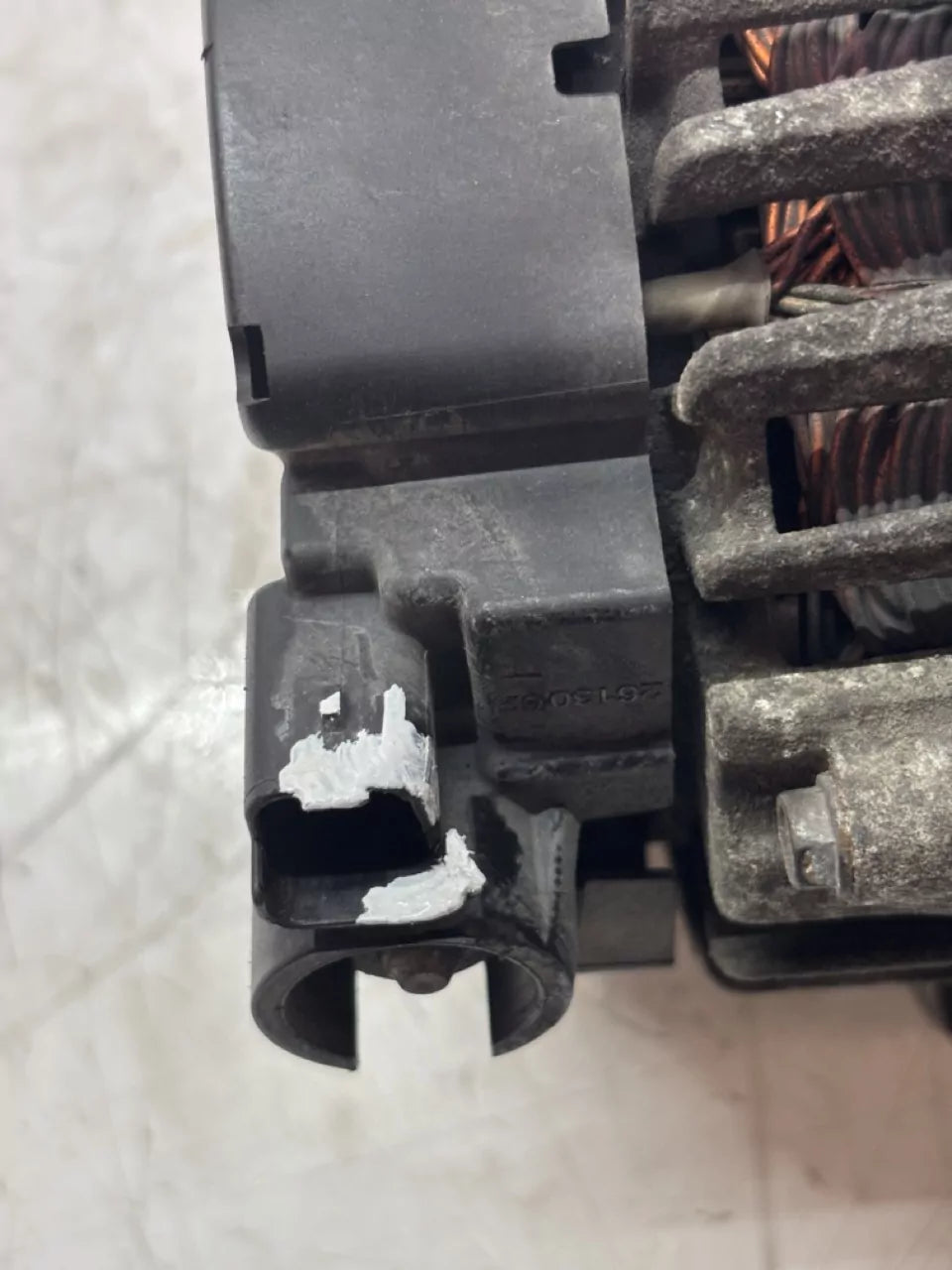 Alternador Citroen Peugeot 1.6 VTi 5FS EP6C 5F01 V761548480