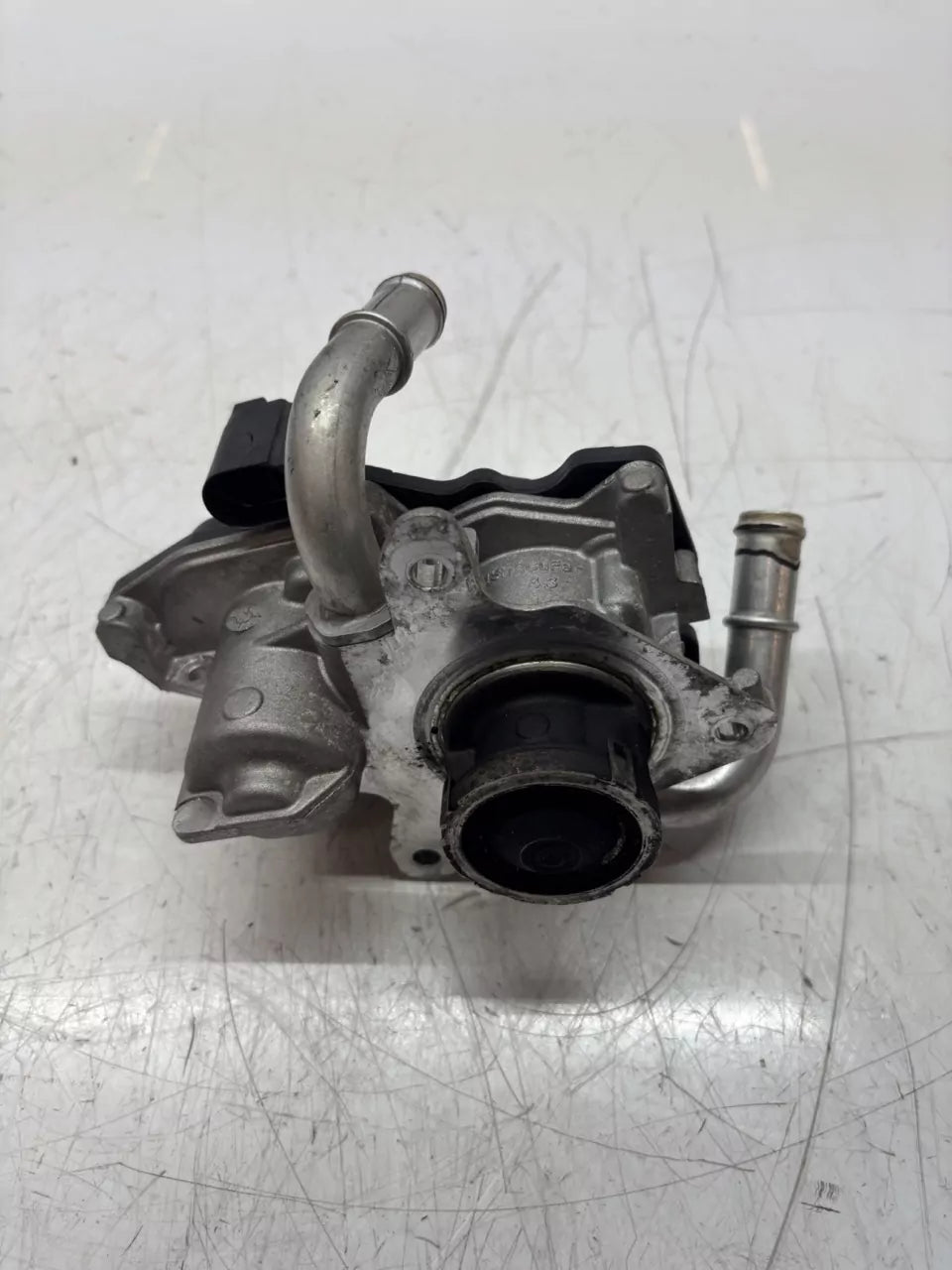 Válvula EGR Válvula de recirculación de gases de escape Audi A6 C7 2.0 TDI DDDA DDD 04L131501S