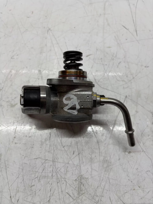 Bomba de combustible Volvo V40 525 2.0 T2 B4204T17 31437903