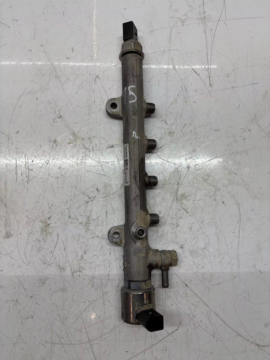 Tubo de raíl Mercedes-Benz Clase C 2.2 CDI OM651.911 OM651 651.911 A6510700495