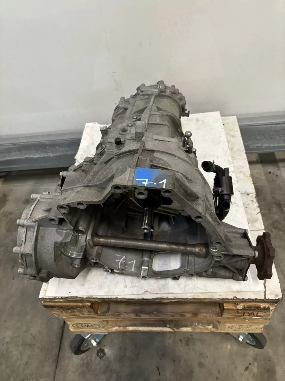 Caja de cambios manual de 6 velocidades Audi A4 A5 A6 Q5 2.0 TDI CGLC CGL NEK 0B2300029J