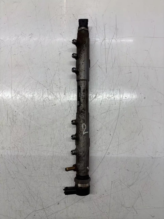 Tubo de raíl Volvo C70 II 2.4 D5 D5244T13 31259011