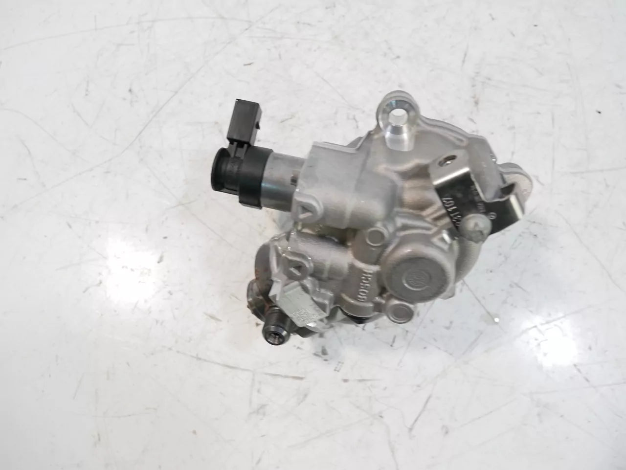 Bomba de alta presión Mercedes-Benz 2.0 654.920 OM654.920 A6540704601 0445010796