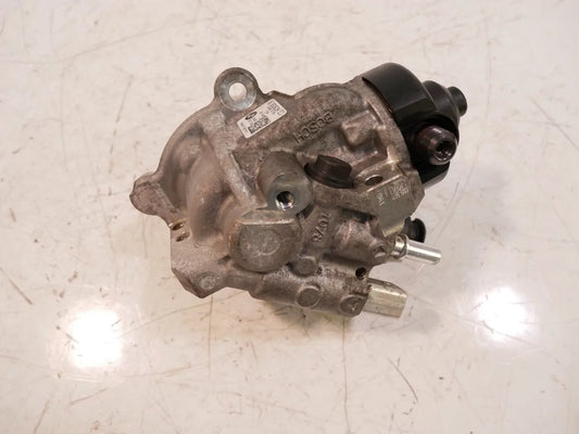 Bomba de alta presión BMW Serie 3 F30 F31 2.0 320d B47D20A B47 0445010768 8511626