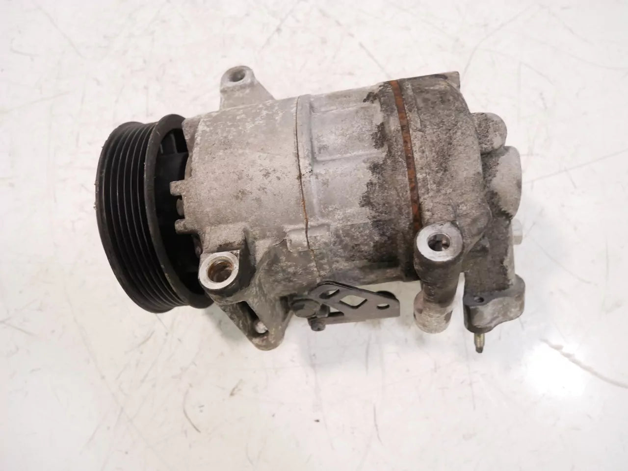 Compresor de aire acondicionado – Peugeot 308 1.6 BlueHDi BHY DV6FD BH02 9827528980