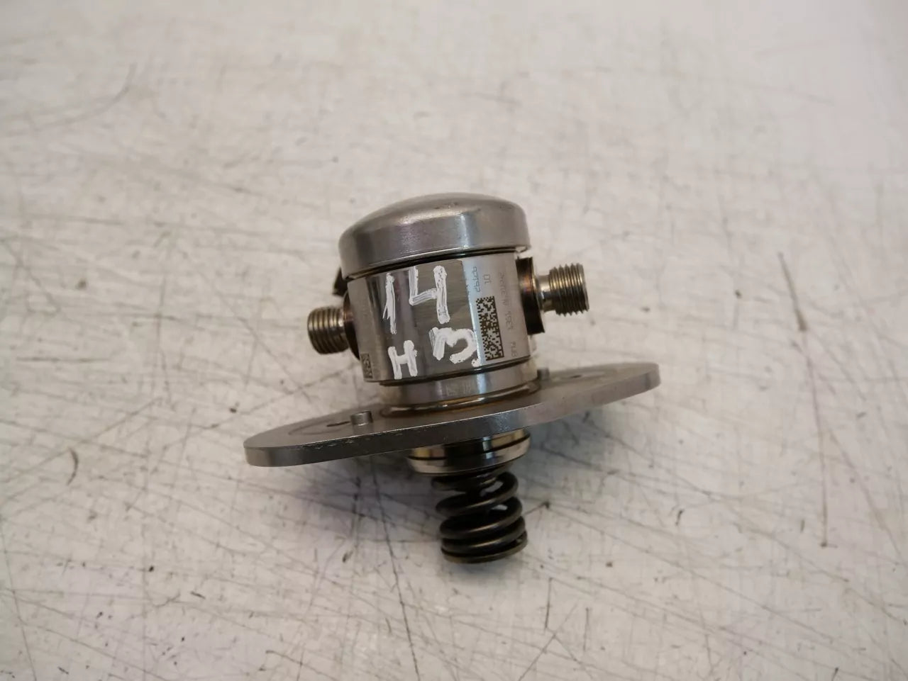 Bomba de combustible BMW Serie 6 G32 2.0 630 i 630i B48B20B B48 8631642