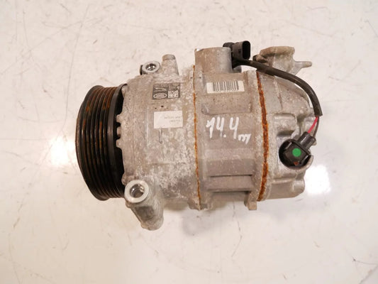 Compresor de aire acondicionado Land Rover Defender 3.0 DT306 AJ20D6 M8A2-19D629-CB