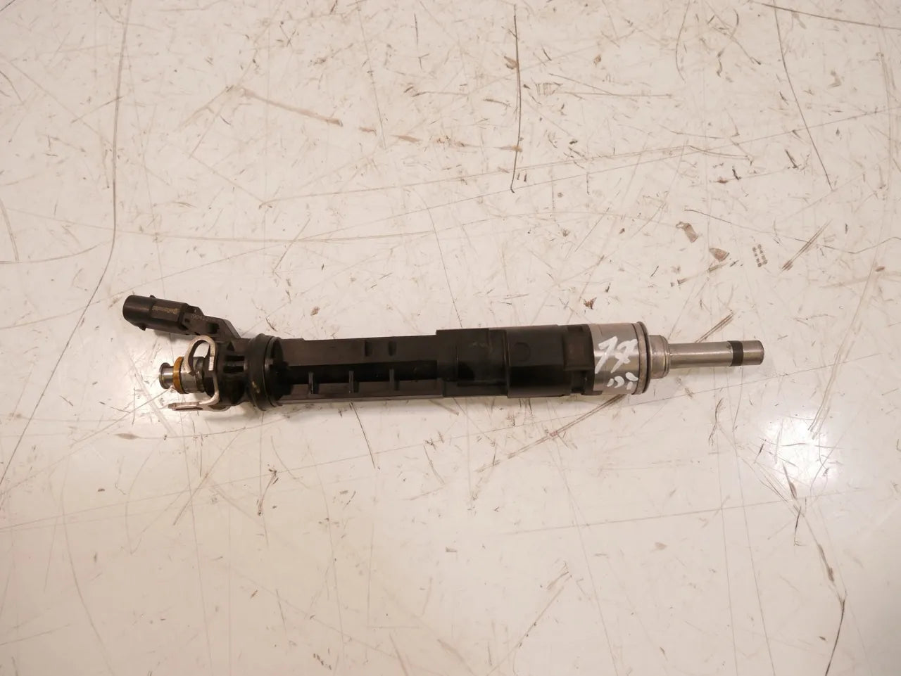 Inyector Nissan Qashqai J11 J12 1,3 DIG-T HR13DDT HR13