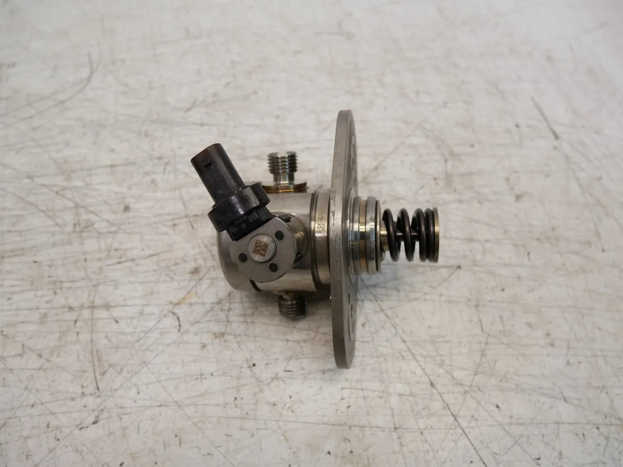 Bomba de combustible BMW Mini F56 F57 F54 F60 2.0 i B48A20B B48 8631642