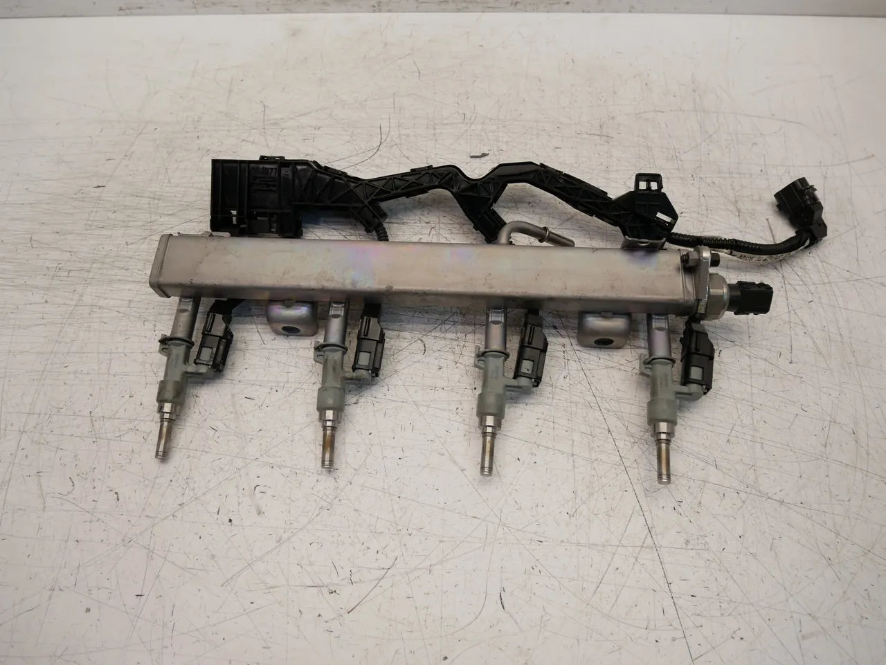 Rail de inyectores Toyota Rav 4 Rav4 2.5 Hybrid A25A-FXS A25A 9707U 2381425022
