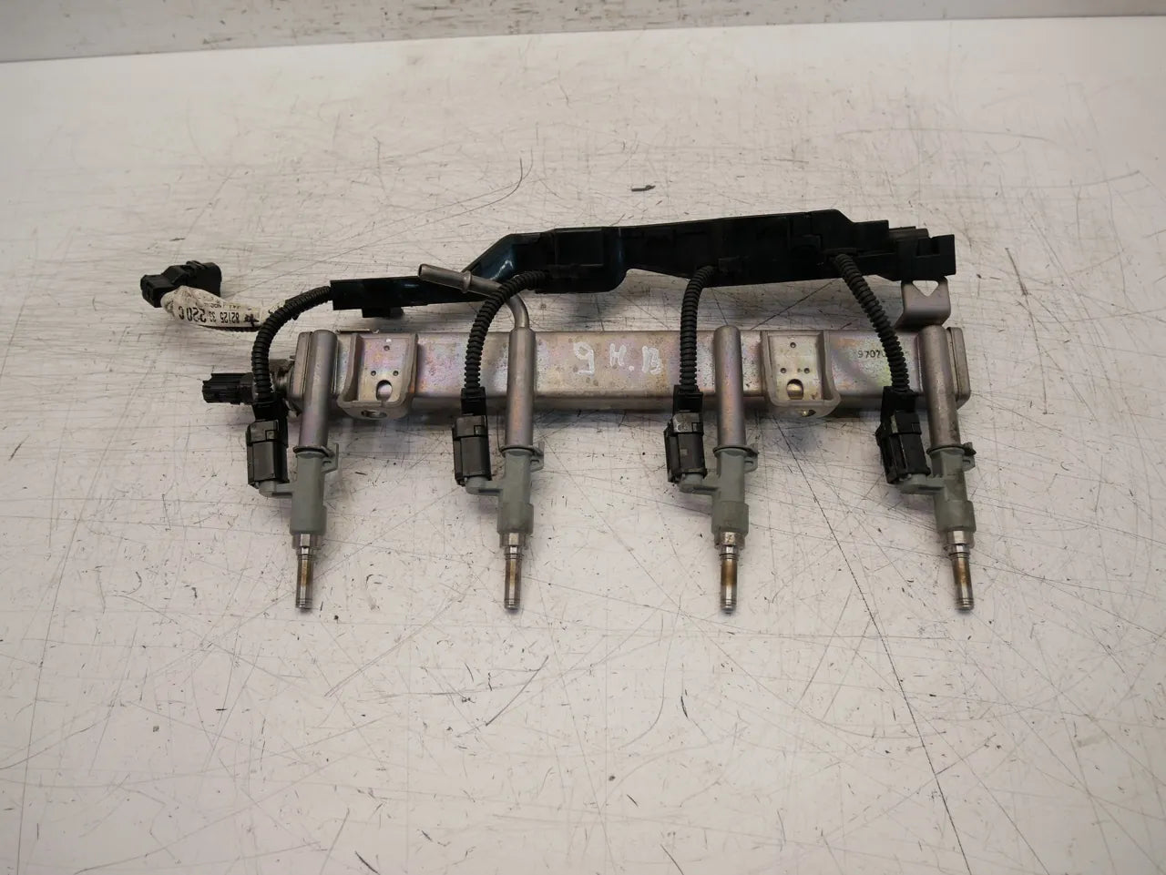 Rail de inyectores Toyota Rav 4 Rav4 2.5 Hybrid A25A-FXS A25A 9707U 2381425022