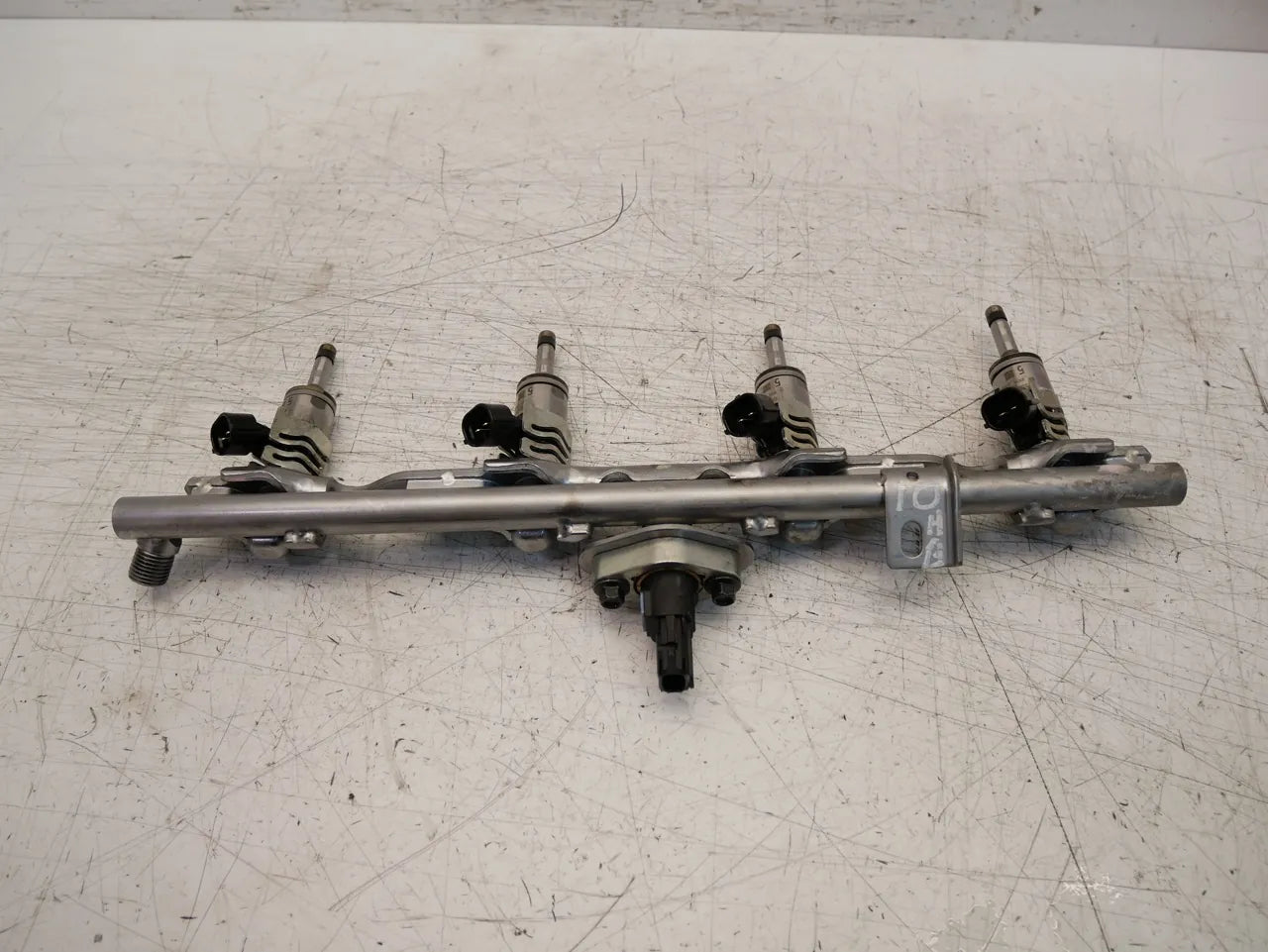 Riel inyector Toyota Rav 4 Rav4 2.5 Hybrid A25A-FXS A25A 2381425010