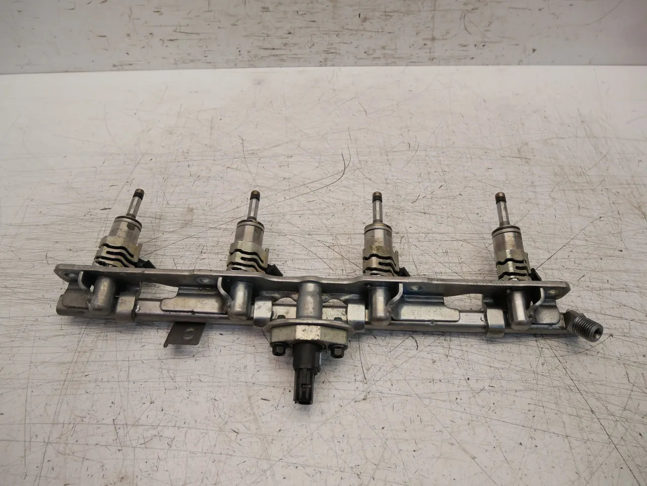 Riel inyector Toyota Rav 4 Rav4 2.5 Hybrid A25A-FXS A25A 2381425010