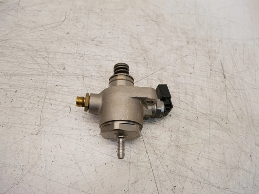 Bomba de combustible Audi Cupra Seat Volkswagen Golf 2.0 TFSI DNUE DNU 06L127027C