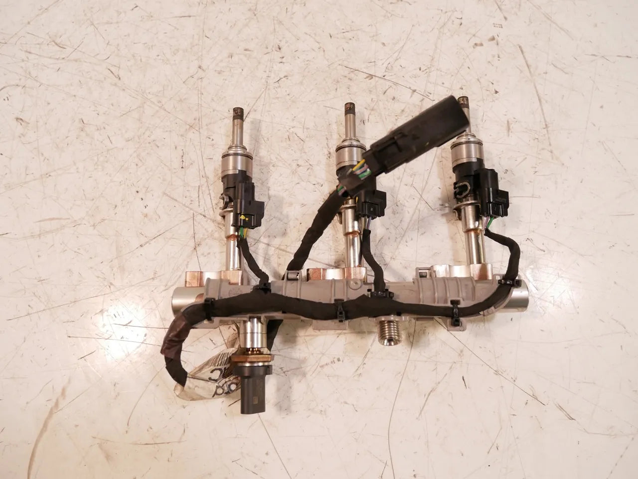 Rampa inyectora Ford C-Max DXA Focus 1.0 EcoBoost B7DA H6BG-9D280-AA