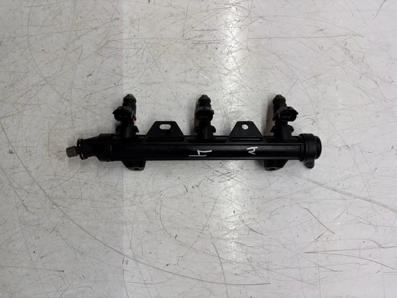 Riel inyector Seat Volkswagen Skoda Ibiza Fabia 1.2 gasolina CGPA CGP 03E133320A