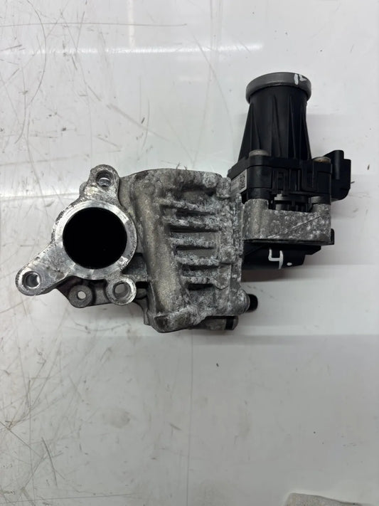 Válvula EGR Volvo XC60 II 2.0 Mild-Hybrid D420T8 32242452AB