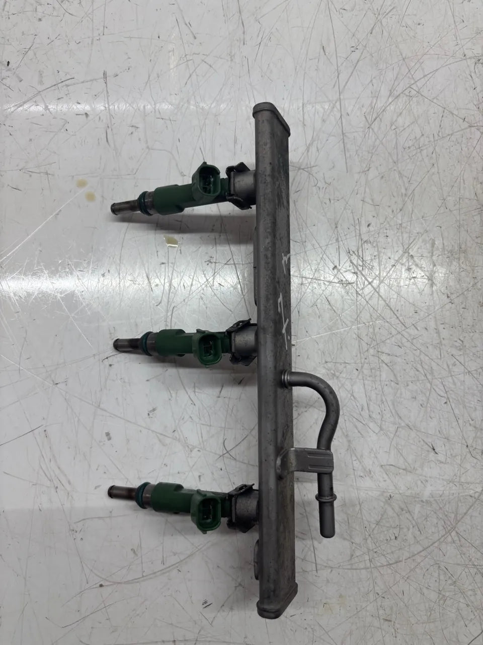 Barra de inyectores Renault Clio V 1.0 TCe H4D 470 175204021R