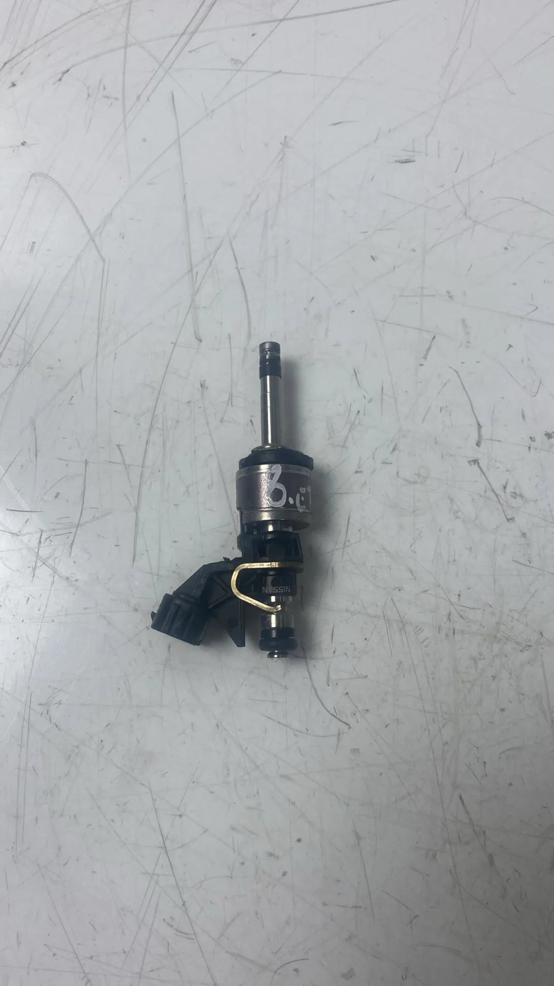 Inyector Nissan X-Trail T33 1.5 KR15DDT 20220215 0261500748