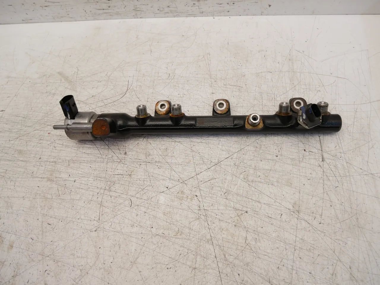 Carril del inyector Nissan Navara NP300 2.3 DCI YS23DDTT YS23E280 HMLGT7359R